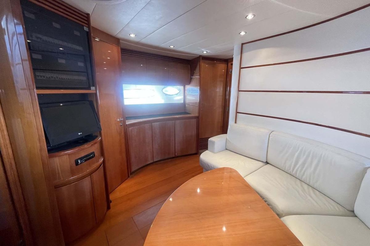 2004 Pershing 49 