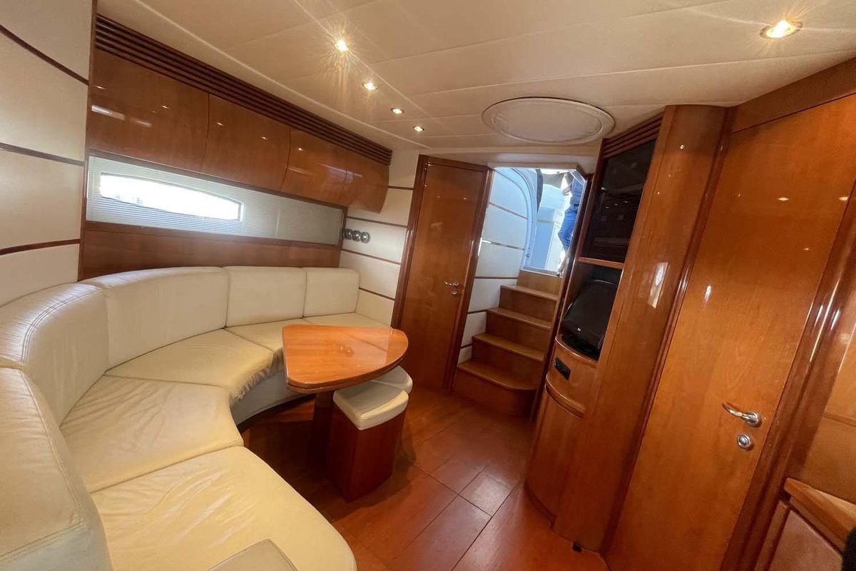 2004 Pershing 49 