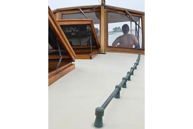 Ilona Yacht Photos Pics Custom Gannon & Benjamin boat interior with wooden windows, 2005 model.