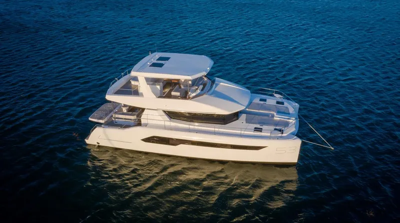  Yacht Photos Pics Manufacturer Provided Image