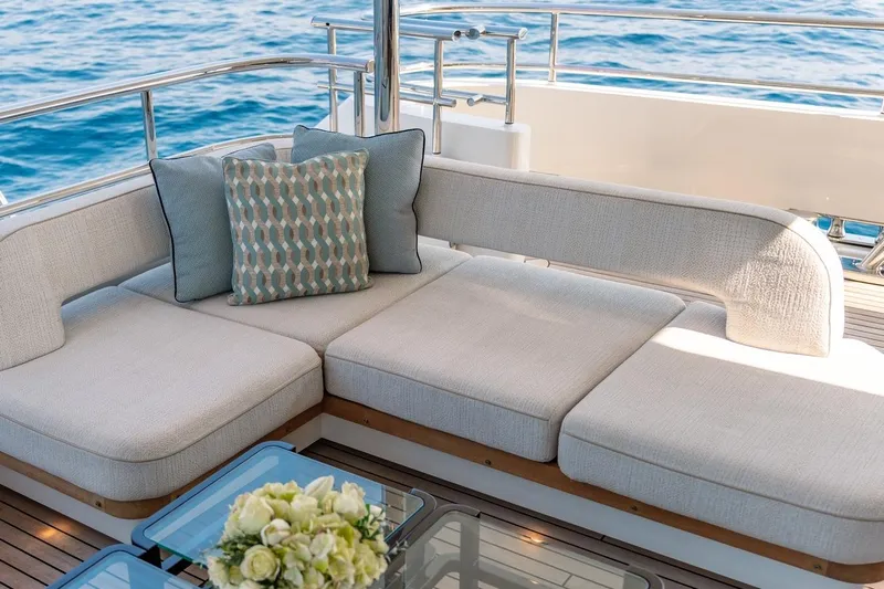 Kokoro Yacht Photos Pics Luxurious seating area on 2020 Moonen Martinique YN1 yacht with ocean view.