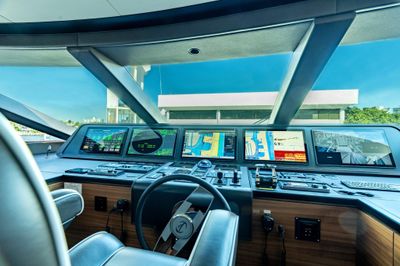 Yacht