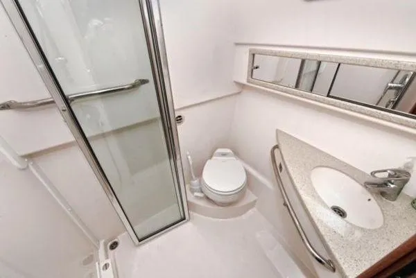 Fire Cracker Yacht Photos Pics Cabo 35 Fire Cracker - Head