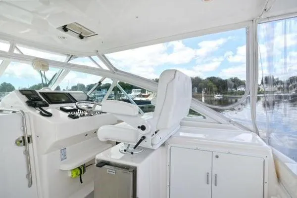 Fire Cracker Yacht Photos Pics Cabo 35 Fire Cracker - Helm