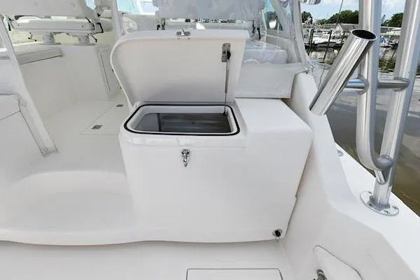 Fire Cracker Yacht Photos Pics Cabo 35 Fire Cracker - Cockpit