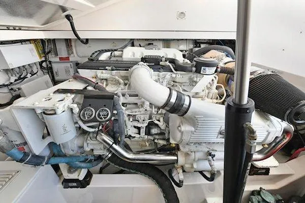 Fire Cracker Yacht Photos Pics Cabo 35 Fire Cracker - Engine Room
