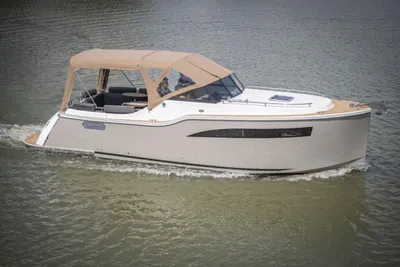 2025 Maxima 920 Retro Cabin
