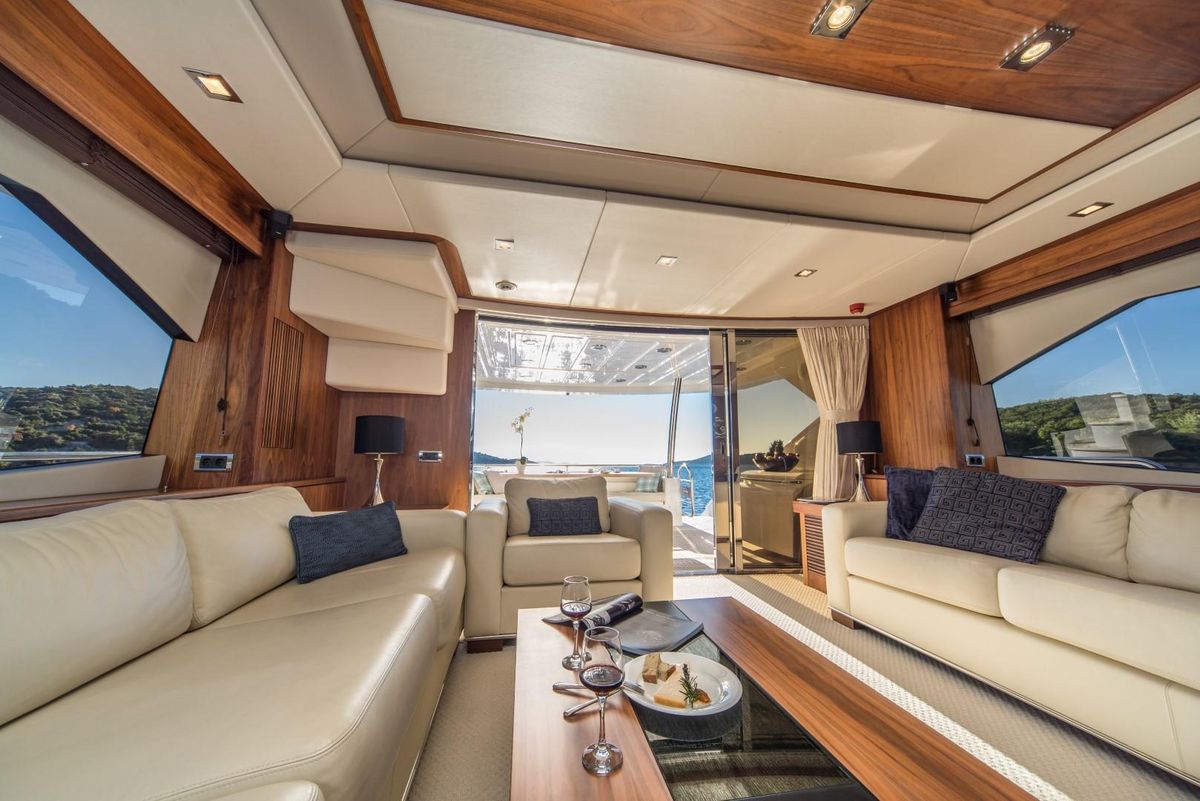 2011 Sunseeker 80 