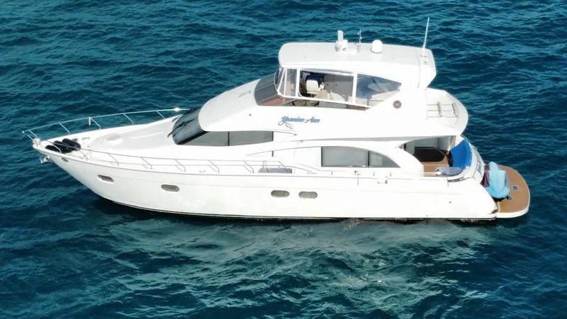 Yasmine Ann Yacht Photos Pics 