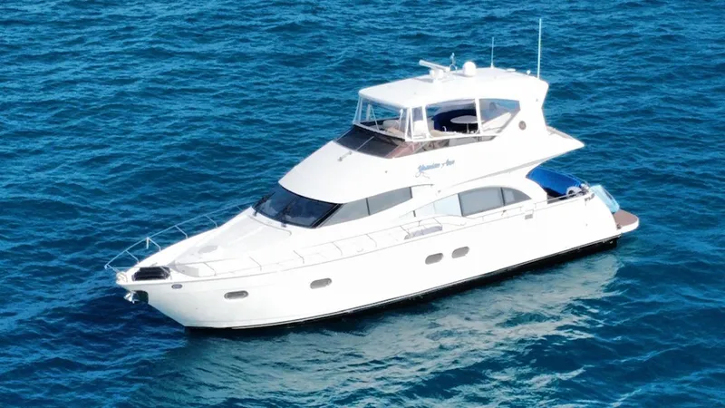 Yasmine Ann Yacht Photos Pics 