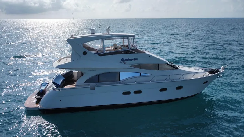 Yasmine Ann Yacht Photos Pics 