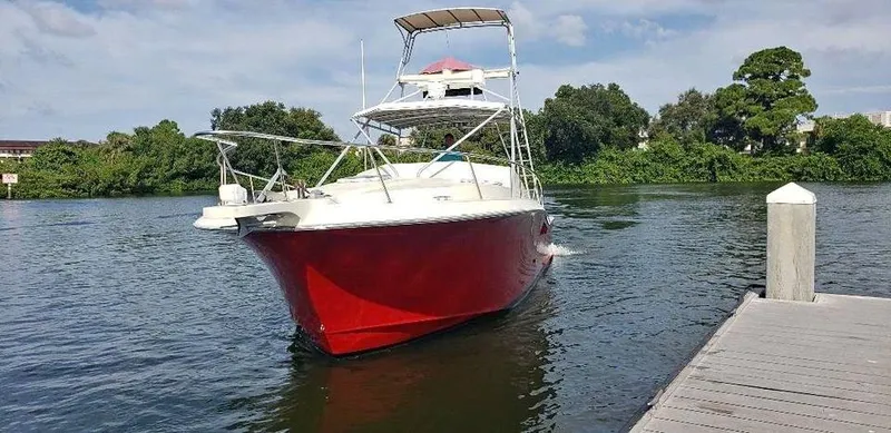 Hakuna Matata Yacht Photos Pics Hakuna Matata - Spacious Bow Area for Easy Anchoring and Casting