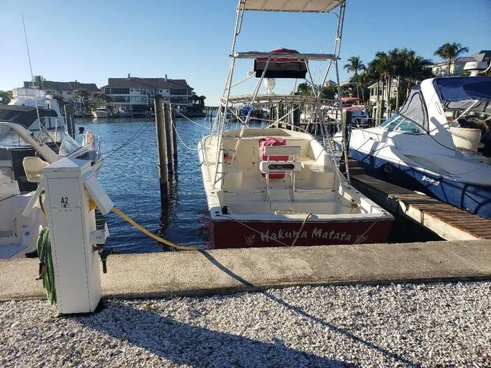 Hakuna Matata Yacht Photos Pics Hakuna Matata - Captivating Design Ideal for Offshore Adventures