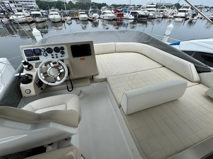 Miss Understood Yacht Photos Pics 