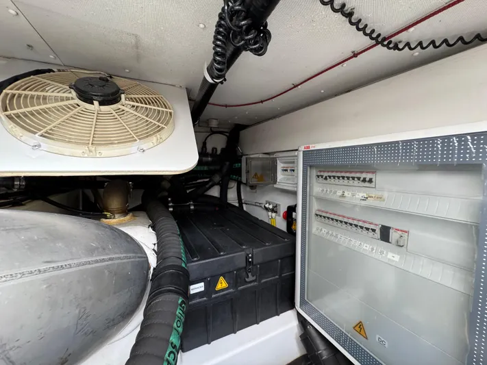 Miss Understood Yacht Photos Pics 