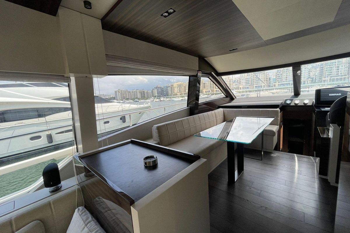 2021 Ferretti Yachts 68 