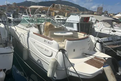 2005 Jeanneau Leader 805