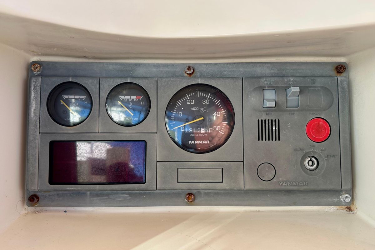2006 Passport 47 