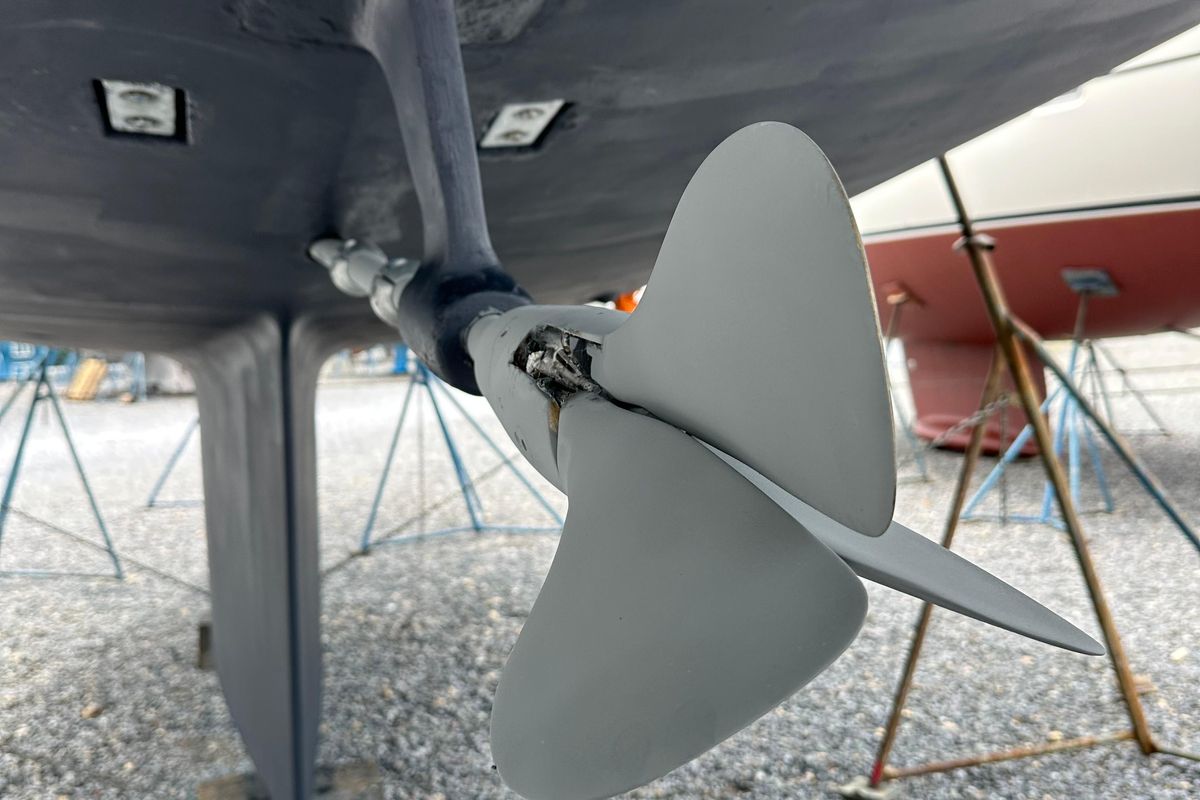 2006 Passport 47 
