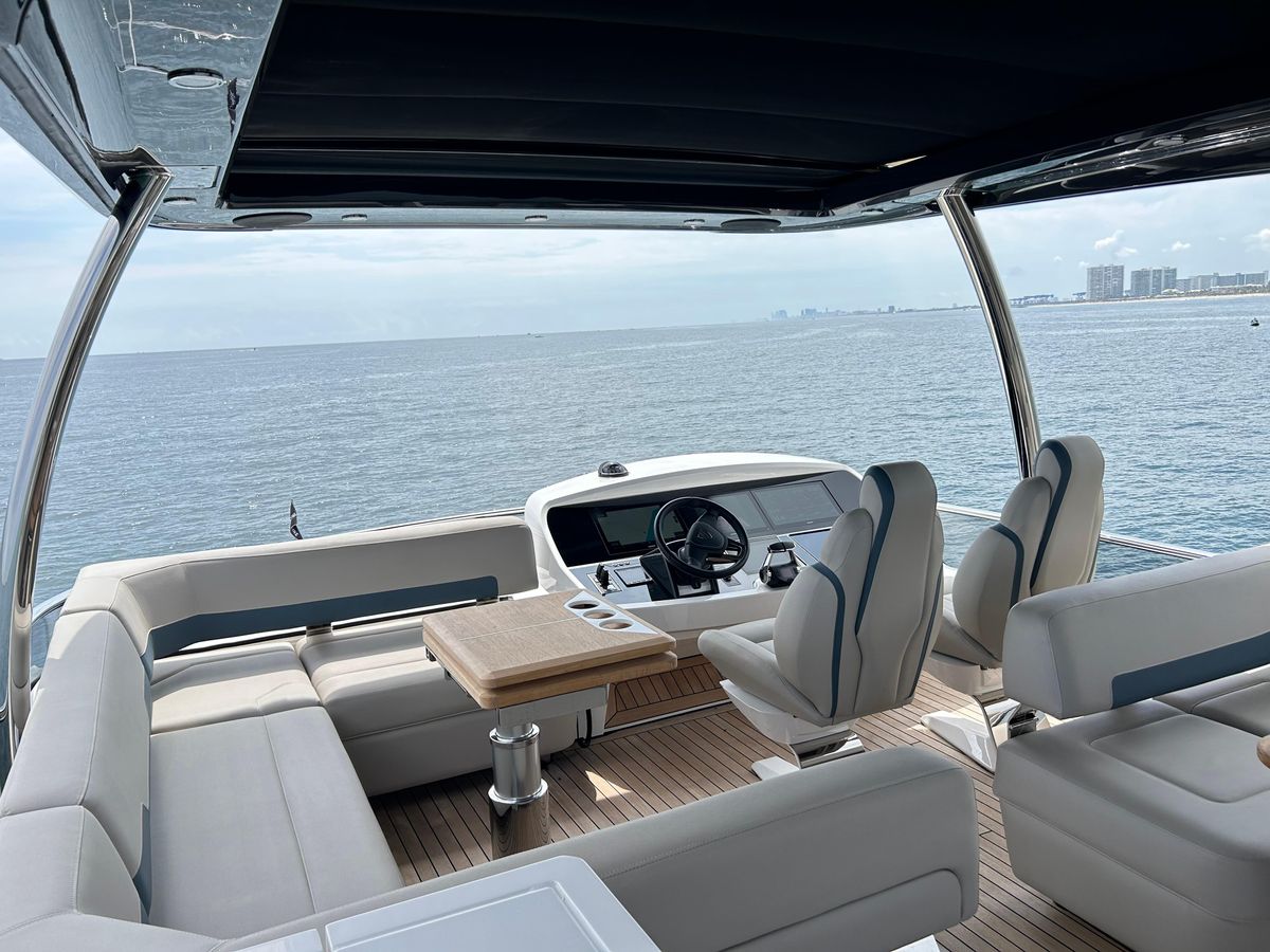 2024 Fairline 68 