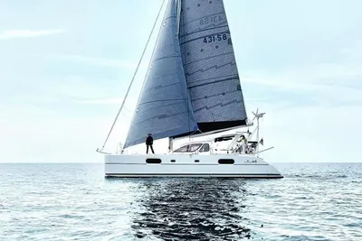 2004 Catana 431