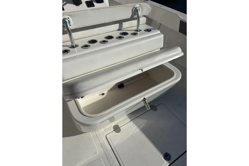  Yacht Photos Pics 2017 Venture 39 Open boat with open storage compartment and rod holders.
