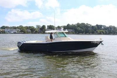 Grady-White Canyon 376