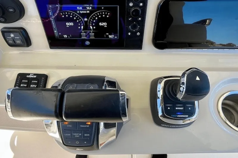 No Worries Yacht Photos Pics 