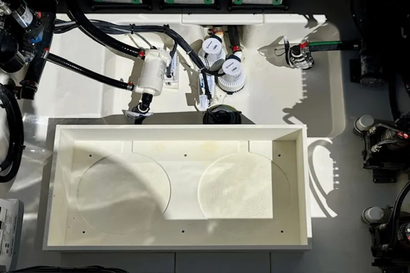 No Worries Yacht Photos Pics 