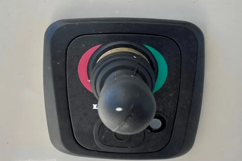 No Worries Yacht Photos Pics 