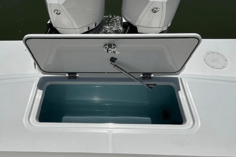 No Worries Yacht Photos Pics 