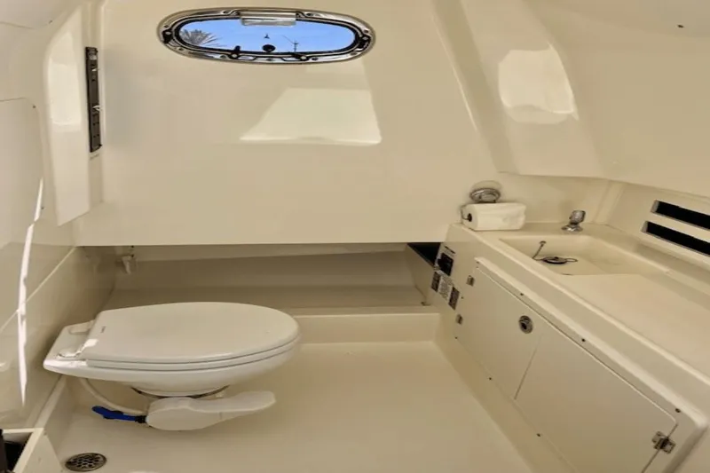 No Worries Yacht Photos Pics 