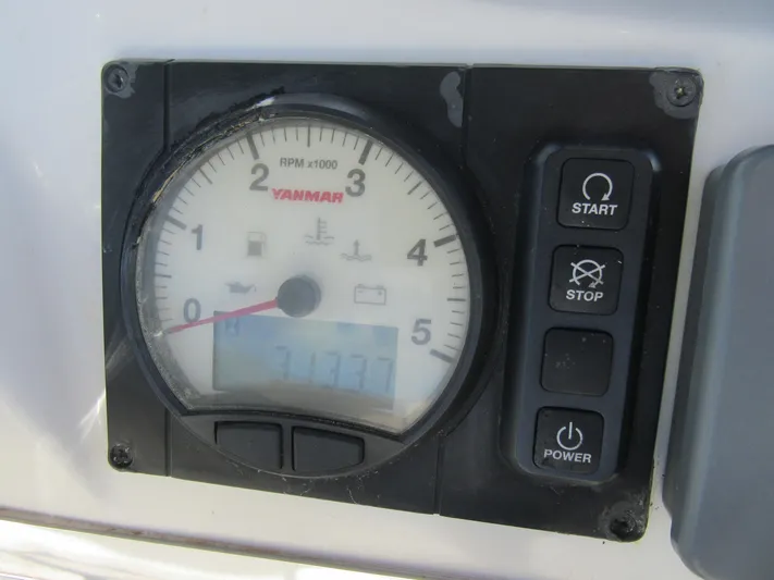 Lady Ana Yacht Photos Pics 