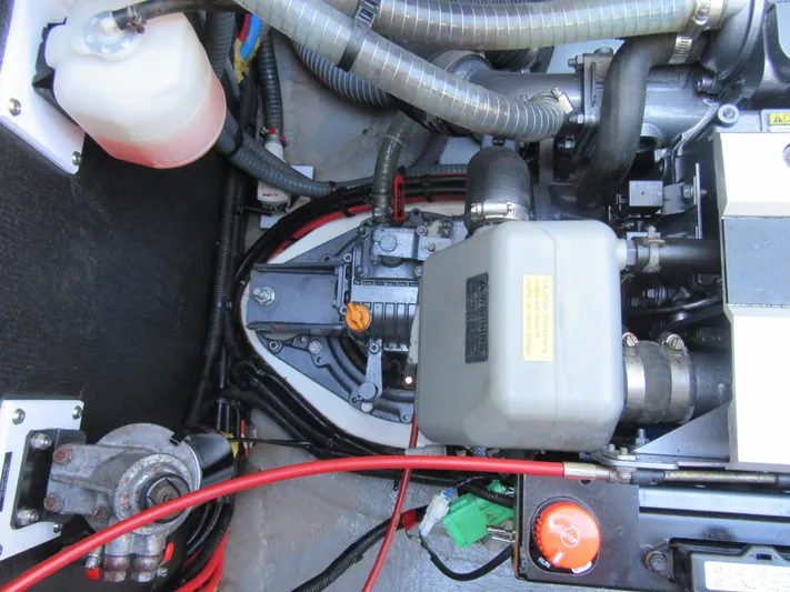 Lady Ana Yacht Photos Pics 