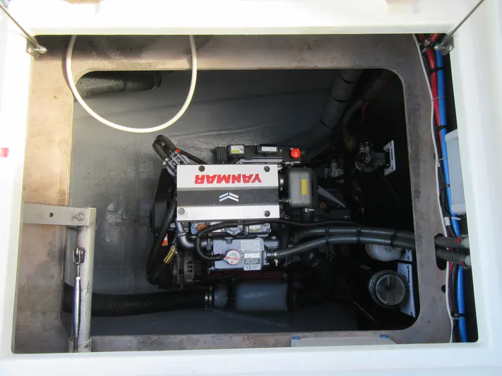 Lady Ana Yacht Photos Pics 