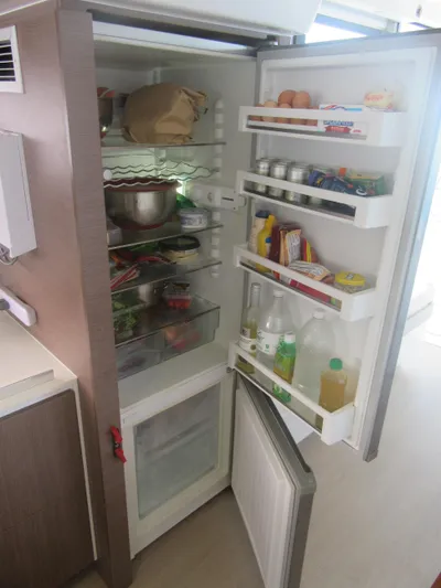 Lady Ana Yacht Photos Pics 