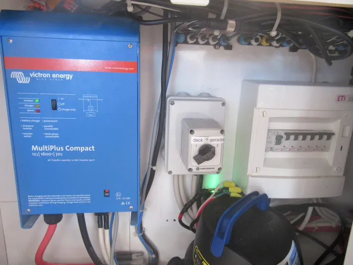 Lady Ana Yacht Photos Pics 