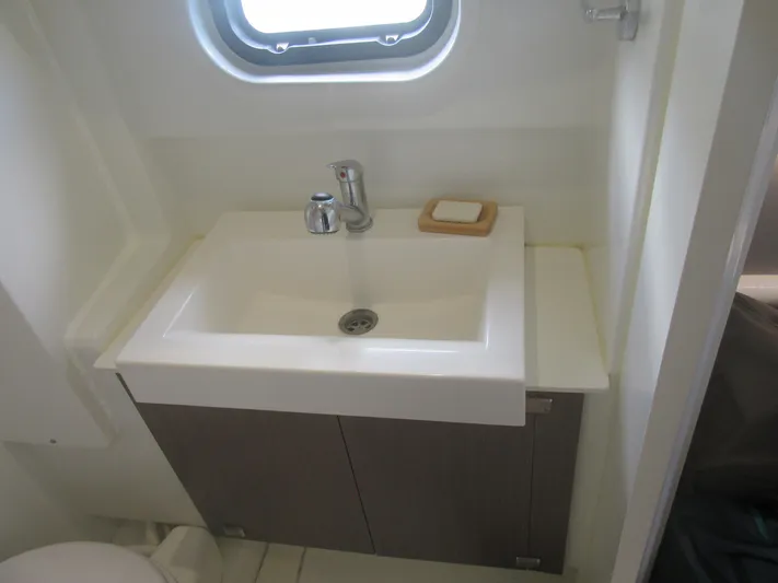 Lady Ana Yacht Photos Pics 