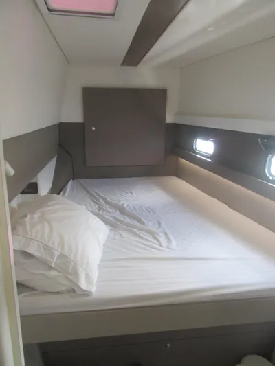 Lady Ana Yacht Photos Pics 