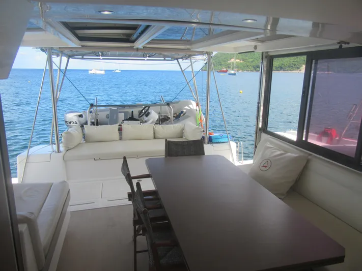 Lady Ana Yacht Photos Pics 