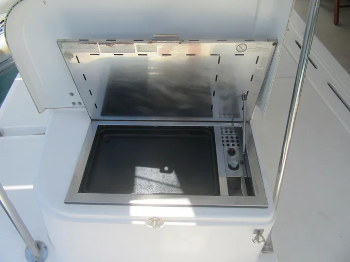 Lady Ana Yacht Photos Pics 