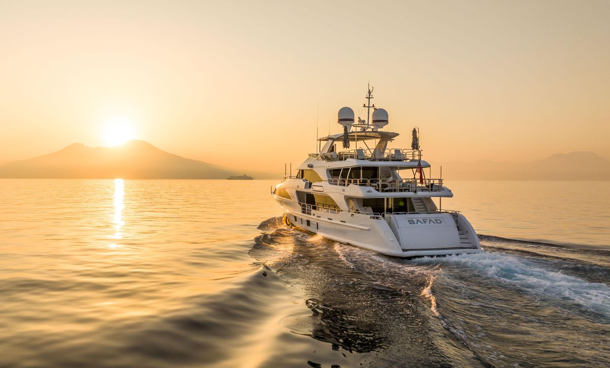 2015 Benetti 121 