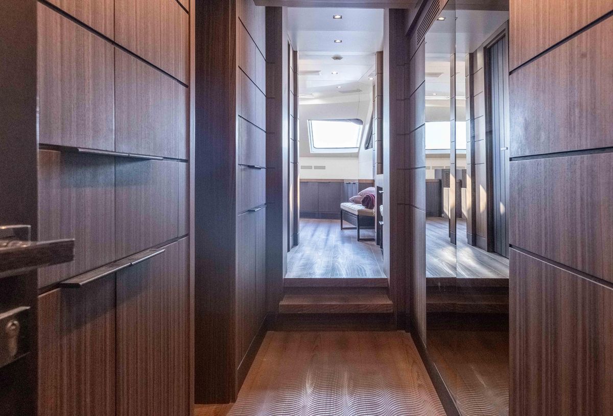 2015 Benetti 121 