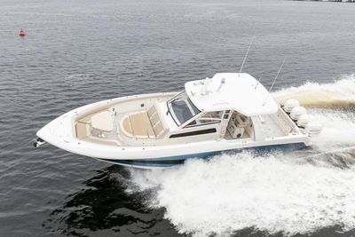 Yacht