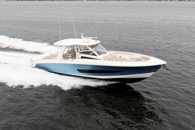 Yacht