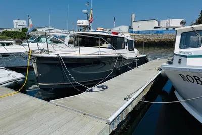 Ranger Tugs R-27
