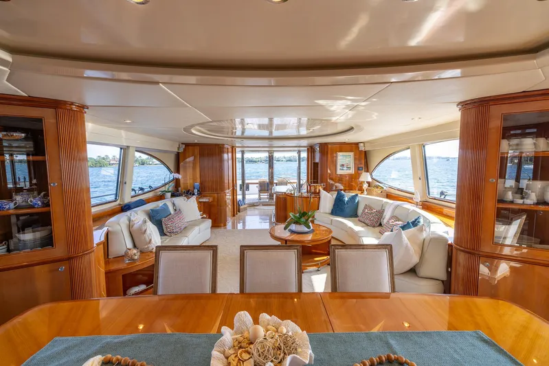  Yacht Photos Pics Indoor Dining Table