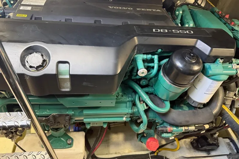  Yacht Photos Pics Volvo Penta D8-550 engine in 2019 Galeon 470 Sky yacht.