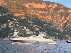 2006 Azimut 68S
