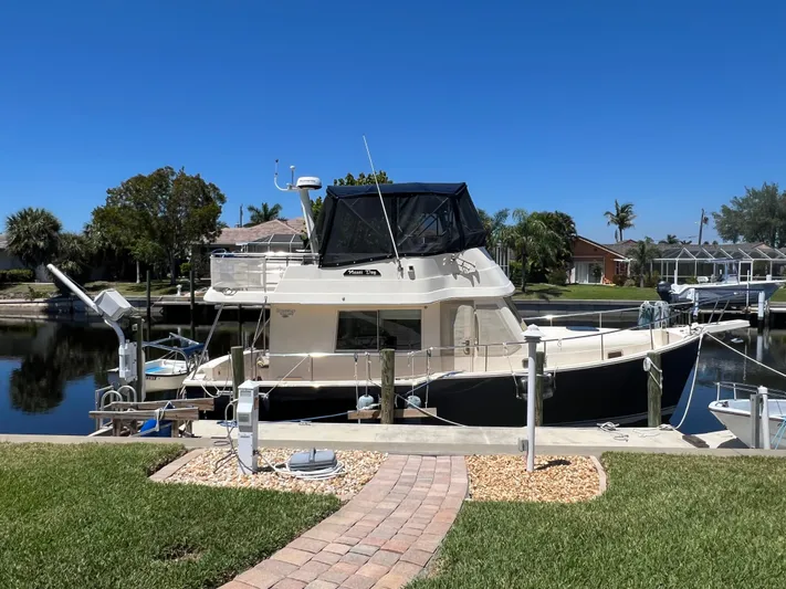 Nauti Dog Yacht Photos Pics 